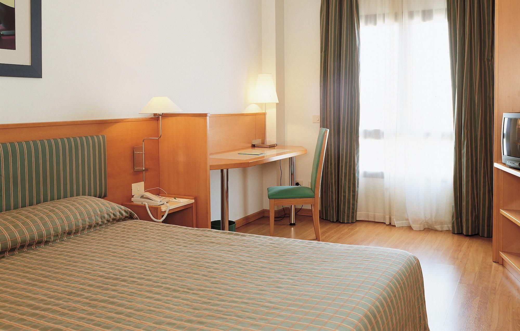 Exe Pozuelo Otel Pozuelo de Alarcón Dış mekan fotoğraf